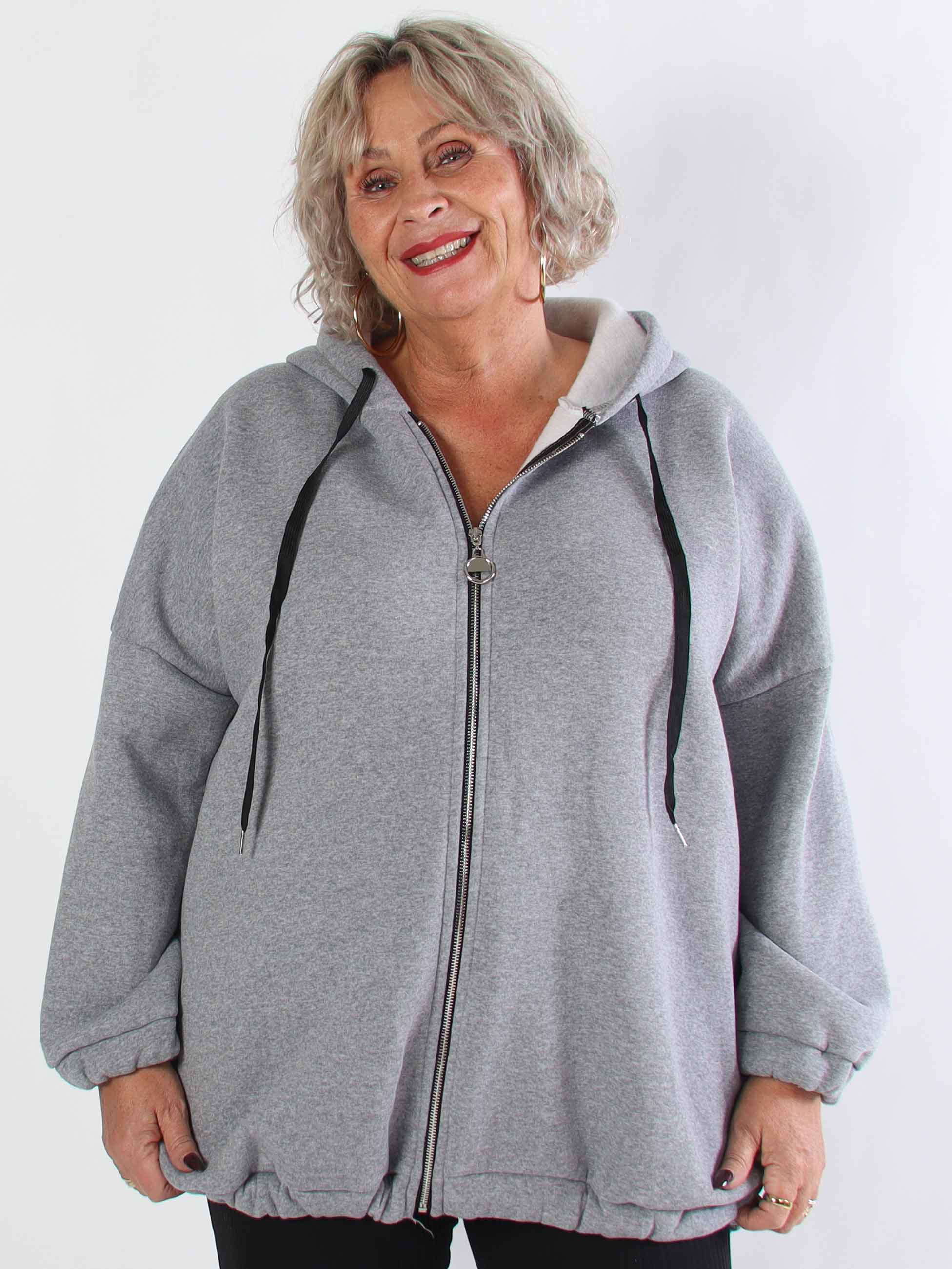 Iverna - Blød plus size oversize hoodie med tekst